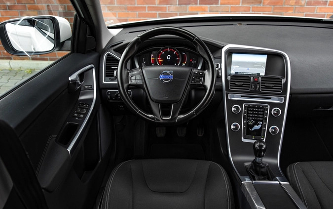 Volvo XC 60 cena 54900 przebieg: 269607, rok produkcji 2014 z Legnica małe 781
